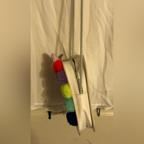 Unicorn purse preowned condition - Picture 5 of 5